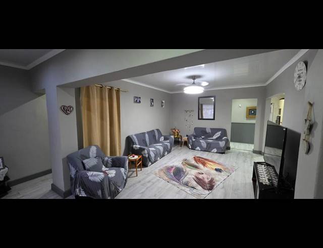 4 BEDROOM HOUSE FOR SALE IN THREE RIVERS